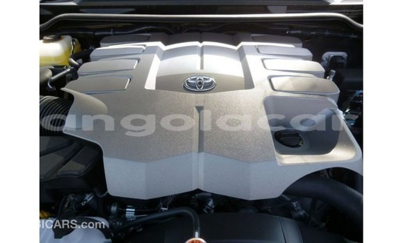 Comprar Importar Toyota Land Cruiser Marrom Carro em Import - Dubai em Bengo Province Comprar Importar Toyota Land Cruiser Marrom Carro em Import - Dubai em Bengo Province