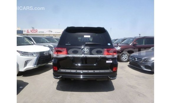 Comprar Importar Toyota Land Cruiser Preto Carro em Import - Dubai em Bengo Province Comprar Importar Toyota Land Cruiser Preto Carro em Import - Dubai em Bengo Province