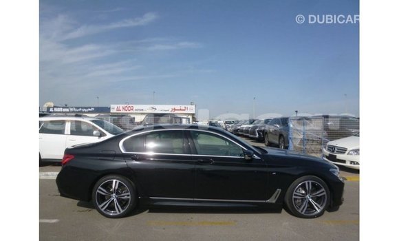 Comprar Importar BMW X1 Preto Carro em Import - Dubai em Bengo Province Comprar Importar BMW X1 Preto Carro em Import - Dubai em Bengo Province