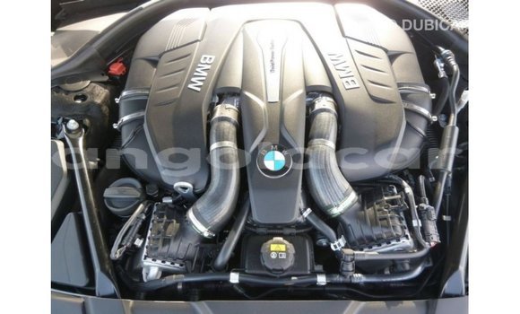 Comprar Importar BMW X1 Preto Carro em Import - Dubai em Bengo Province Comprar Importar BMW X1 Preto Carro em Import - Dubai em Bengo Province