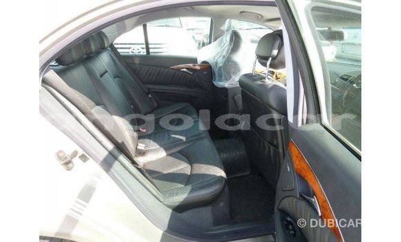 Comprar Importar Mercedes-Benz 200 Outro Carro em Import - Dubai em Bengo Province Comprar Importar Mercedes-Benz 200 Outro Carro em Import - Dubai em Bengo Province