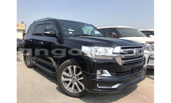 Acheter Import Voiture Toyota Land Cruiser Noir à Import - Dubai, Province de Bengo Acheter Import Voiture Toyota Land Cruiser Noir à Import - Dubai, Province de Bengo