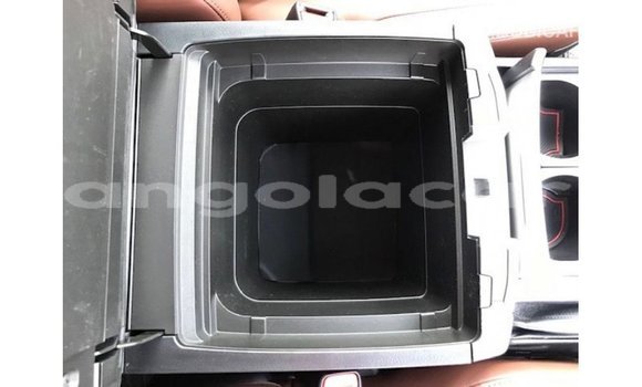 Acheter Import Voiture Toyota Land Cruiser Noir à Import - Dubai, Province de Bengo Acheter Import Voiture Toyota Land Cruiser Noir à Import - Dubai, Province de Bengo