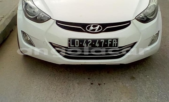 Acheter Occasion Voiture Hyundai Elantra Blanc à Luanda, Province de Luanda