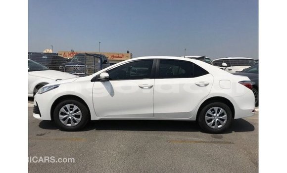 Acheter Import Voiture Toyota Corolla Blanc à Import - Dubai, Province de Bengo Acheter Import Voiture Toyota Corolla Blanc à Import - Dubai, Province de Bengo