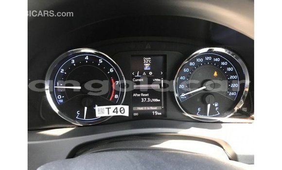 Acheter Import Voiture Toyota Corolla Blanc à Import - Dubai, Province de Bengo Acheter Import Voiture Toyota Corolla Blanc à Import - Dubai, Province de Bengo