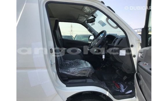 Acheter Import Voiture Toyota Hiace Blanc à Import - Dubai, Province de Bengo Acheter Import Voiture Toyota Hiace Blanc à Import - Dubai, Province de Bengo
