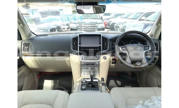 Comprar Importar Toyota Land Cruiser Preto Carro em Import - Dubai em Bengo Province Comprar Importar Toyota Land Cruiser Preto Carro em Import - Dubai em Bengo Province