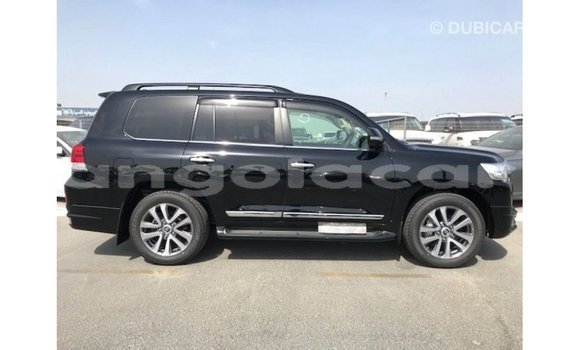 Comprar Importar Toyota Land Cruiser Preto Carro em Import - Dubai em Bengo Province Comprar Importar Toyota Land Cruiser Preto Carro em Import - Dubai em Bengo Province