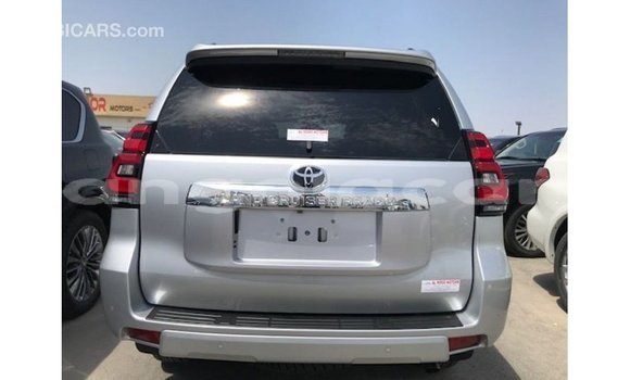 Comprar Importar Toyota Prado Outro Carro em Import - Dubai em Bengo Province Comprar Importar Toyota Prado Outro Carro em Import - Dubai em Bengo Province
