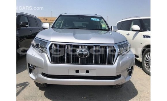 Comprar Importar Toyota Prado Outro Carro em Import - Dubai em Bengo Province Comprar Importar Toyota Prado Outro Carro em Import - Dubai em Bengo Province
