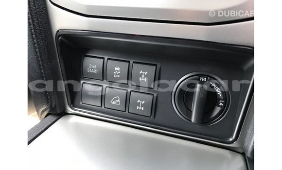 Comprar Importar Toyota Prado Outro Carro em Import - Dubai em Bengo Province Comprar Importar Toyota Prado Outro Carro em Import - Dubai em Bengo Province