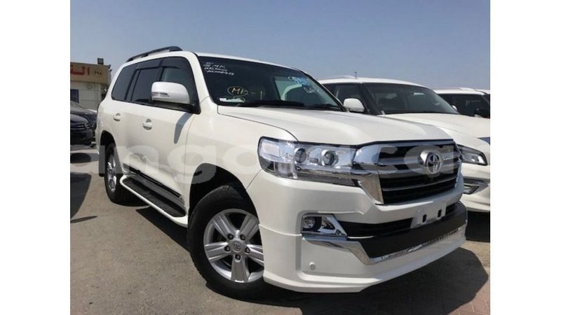 Big with watermark toyota land cruiser bengo province import dubai 6713