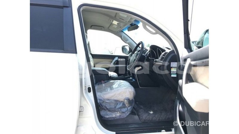 Big with watermark toyota land cruiser bengo province import dubai 6713