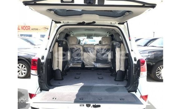 Comprar Importar Toyota Land Cruiser Branco Carro em Import - Dubai em Bengo Province Comprar Importar Toyota Land Cruiser Branco Carro em Import - Dubai em Bengo Province