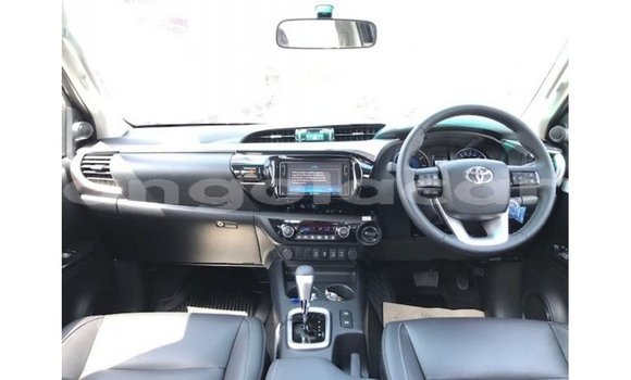 Comprar Importar Toyota Hilux Preto Carro em Import - Dubai em Bengo Province Comprar Importar Toyota Hilux Preto Carro em Import - Dubai em Bengo Province