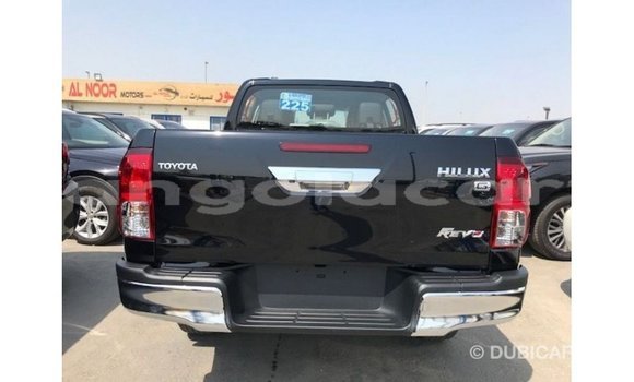 Comprar Importar Toyota Hilux Preto Carro em Import - Dubai em Bengo Province Comprar Importar Toyota Hilux Preto Carro em Import - Dubai em Bengo Province