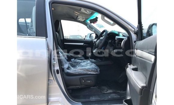 Comprar Importar Toyota Hilux Outro Carro em Import - Dubai em Bengo Province Comprar Importar Toyota Hilux Outro Carro em Import - Dubai em Bengo Province