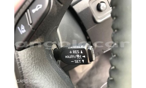 Comprar Importar Toyota Prado Branco Carro em Import - Dubai em Bengo Province Comprar Importar Toyota Prado Branco Carro em Import - Dubai em Bengo Province