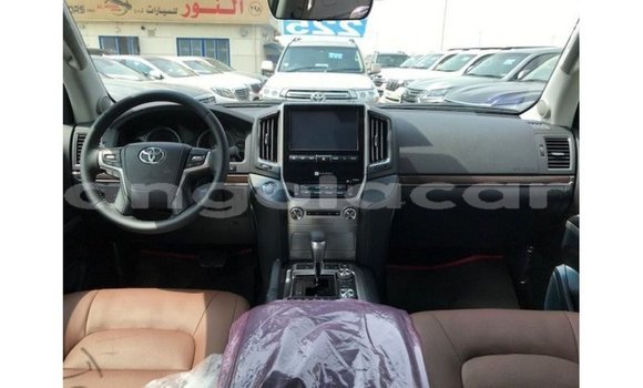 Comprar Importar Toyota Land Cruiser Preto Carro em Import - Dubai em Bengo Province Comprar Importar Toyota Land Cruiser Preto Carro em Import - Dubai em Bengo Province
