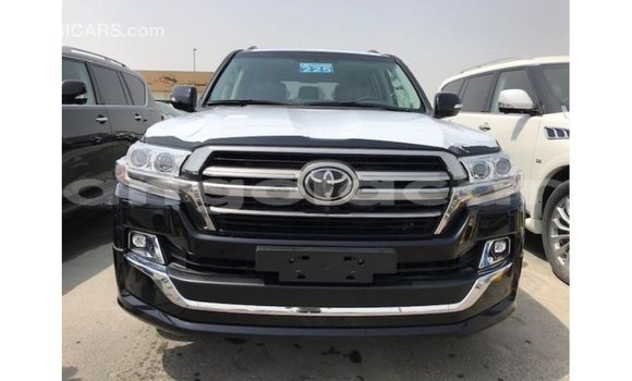 Comprar Importar Toyota Land Cruiser Preto Carro em Import - Dubai em Bengo Province Comprar Importar Toyota Land Cruiser Preto Carro em Import - Dubai em Bengo Province