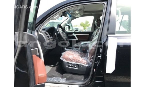 Comprar Importar Toyota Land Cruiser Preto Carro em Import - Dubai em Bengo Province Comprar Importar Toyota Land Cruiser Preto Carro em Import - Dubai em Bengo Province