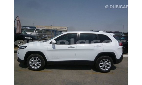 Comprar Importar Jeep Cherokee Branco Carro em Import - Dubai em Bengo Province Comprar Importar Jeep Cherokee Branco Carro em Import - Dubai em Bengo Province