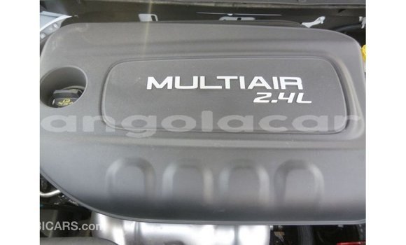 Comprar Importar Jeep Cherokee Branco Carro em Import - Dubai em Bengo Province Comprar Importar Jeep Cherokee Branco Carro em Import - Dubai em Bengo Province