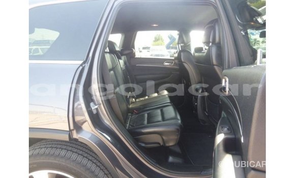 Comprar Importar Jeep Grand Cherokee Outro Carro em Import - Dubai em Bengo Province Comprar Importar Jeep Grand Cherokee Outro Carro em Import - Dubai em Bengo Province