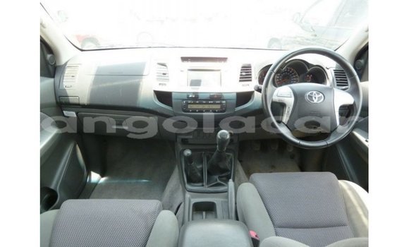 Comprar Importar Toyota Hilux Preto Carro em Import - Dubai em Bengo Province Comprar Importar Toyota Hilux Preto Carro em Import - Dubai em Bengo Province