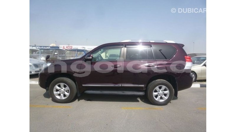 Big with watermark toyota prado bengo province import dubai 6732