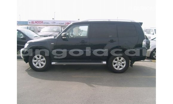 Comprar Importar Mitsubishi Pajero Preto Carro em Import - Dubai em Bengo Province Comprar Importar Mitsubishi Pajero Preto Carro em Import - Dubai em Bengo Province