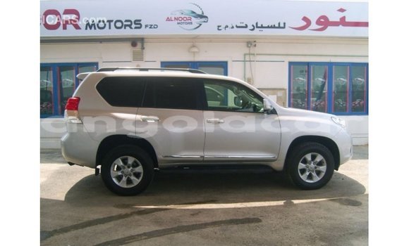 Comprar Importar Toyota Prado Outro Carro em Import - Dubai em Bengo Province Comprar Importar Toyota Prado Outro Carro em Import - Dubai em Bengo Province