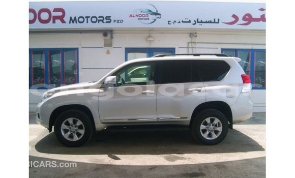 Comprar Importar Toyota Prado Outro Carro em Import - Dubai em Bengo Province Comprar Importar Toyota Prado Outro Carro em Import - Dubai em Bengo Province