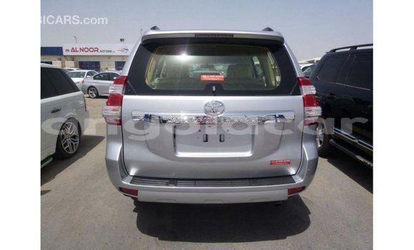 Comprar Importar Toyota Prado Outro Carro em Import - Dubai em Bengo Province Comprar Importar Toyota Prado Outro Carro em Import - Dubai em Bengo Province