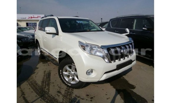 Comprar Importar Toyota Prado Branco Carro em Import - Dubai em Bengo Province Comprar Importar Toyota Prado Branco Carro em Import - Dubai em Bengo Province