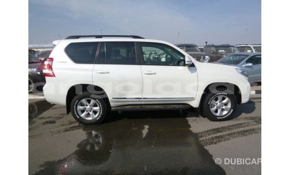 Comprar Importar Toyota Prado Branco Carro em Import - Dubai em Bengo Province Comprar Importar Toyota Prado Branco Carro em Import - Dubai em Bengo Province