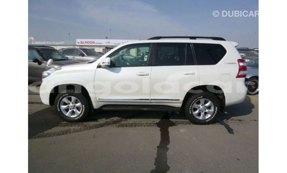 Comprar Importar Toyota Prado Branco Carro em Import - Dubai em Bengo Province Comprar Importar Toyota Prado Branco Carro em Import - Dubai em Bengo Province
