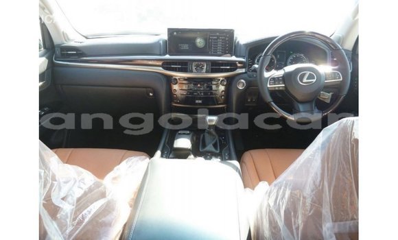 Comprar Importar Lexus LX Branco Carro em Import - Dubai em Bengo Province Comprar Importar Lexus LX Branco Carro em Import - Dubai em Bengo Province