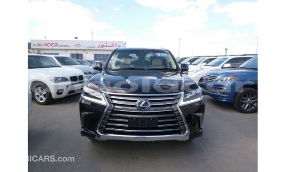 Comprar Importar Lexus LX Preto Carro em Import - Dubai em Bengo Province Comprar Importar Lexus LX Preto Carro em Import - Dubai em Bengo Province