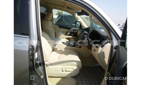 Acheter Import Voiture Lexus LX Autre à Import - Dubai, Province de Bengo Acheter Import Voiture Lexus LX Autre à Import - Dubai, Province de Bengo