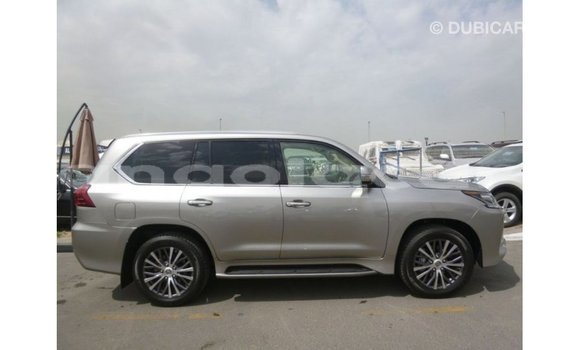 Comprar Importar Lexus LX Outro Carro em Import - Dubai em Bengo Province Comprar Importar Lexus LX Outro Carro em Import - Dubai em Bengo Province