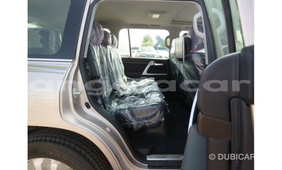 Comprar Importar Toyota Land Cruiser Outro Carro em Import - Dubai em Bengo Province Comprar Importar Toyota Land Cruiser Outro Carro em Import - Dubai em Bengo Province