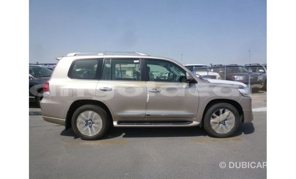 Comprar Importar Toyota Land Cruiser Outro Carro em Import - Dubai em Bengo Province Comprar Importar Toyota Land Cruiser Outro Carro em Import - Dubai em Bengo Province