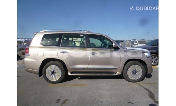 Comprar Importar Toyota Land Cruiser Outro Carro em Import - Dubai em Bengo Province Comprar Importar Toyota Land Cruiser Outro Carro em Import - Dubai em Bengo Province
