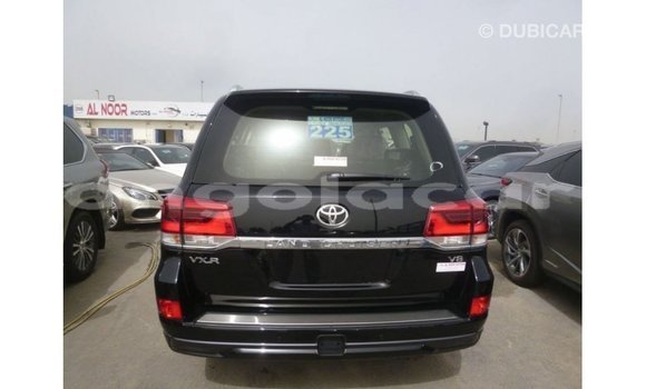 Acheter Import Voiture Toyota Land Cruiser Noir à Import - Dubai, Province de Bengo Acheter Import Voiture Toyota Land Cruiser Noir à Import - Dubai, Province de Bengo