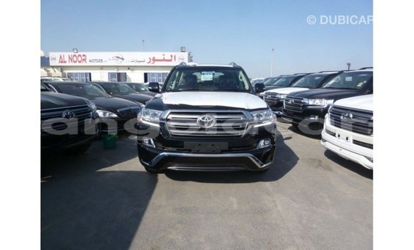 Acheter Import Voiture Toyota Land Cruiser Noir à Import - Dubai, Province de Bengo Acheter Import Voiture Toyota Land Cruiser Noir à Import - Dubai, Province de Bengo