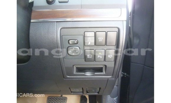 Acheter Import Voiture Toyota Land Cruiser Noir à Import - Dubai, Province de Bengo Acheter Import Voiture Toyota Land Cruiser Noir à Import - Dubai, Province de Bengo