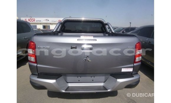 Comprar Importar Mitsubishi i Outro Carro em Import - Dubai em Bengo Province Comprar Importar Mitsubishi i Outro Carro em Import - Dubai em Bengo Province