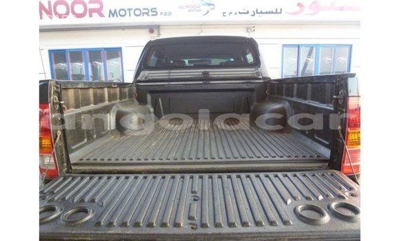 Comprar Importar Toyota Hilux Preto Carro em Import - Dubai em Bengo Province Comprar Importar Toyota Hilux Preto Carro em Import - Dubai em Bengo Province